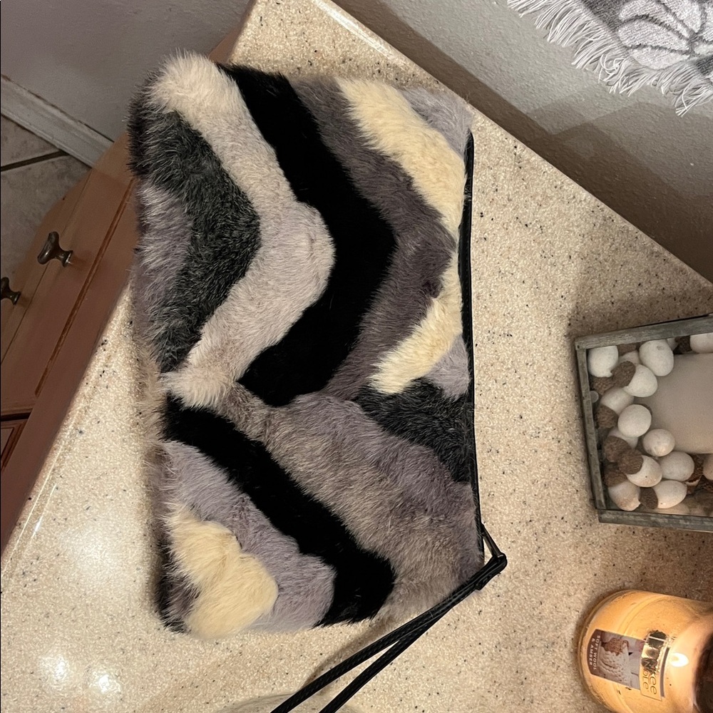 Street Level Multicolor Fur Clutch